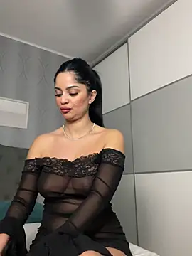 Snapshot of _adelle chatting on February 12, 2026, 2:39 pm adelle online show from February 12, 2026, 2:39 pm