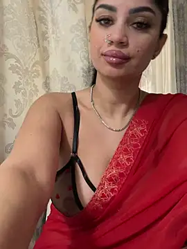 Snapshot of _adelle chatting on February 14, 2026, 12:05 pm adelle online show from February 14, 2026, 12:05 pm