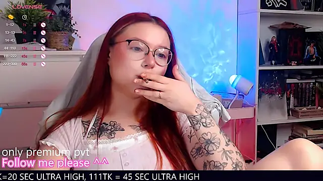 me  hanna online show from November 16, 2025, 10:24 pm