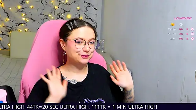 me  hanna online show from March 5, 2025, 10:32 pm