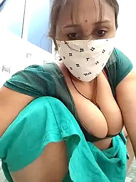 Snapshot of Archna-ji chatting on February 25, 2025, 11:43 am Archna-ji online show from February 25, 2025, 11:43 am