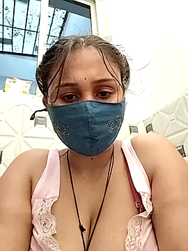 Snapshot of Archna-ji chatting on March 3, 2025, 5:37 am Archna-ji online show from March 3, 2025, 5:37 am