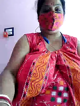 Snapshot of Kayra_34 chatting on October 15, 2025, 6:44 am Kayra 34 online show from October 15, 2025, 6:44 am