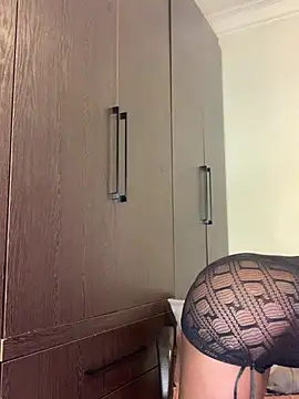 Snapshot of VeryGoodBadGirl1 chatting on July 16, 2026, 2:58 pm VeryGoodBadGirl1 online show from July 16, 2026, 2:58 pm