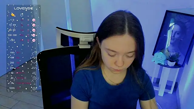 Snapshot of Florence_meow chatting on December 6, 2024, 7:37 am Florence meow online show from December 6, 2024, 7:37 am