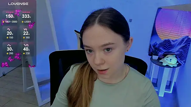 Snapshot of Florence_meow chatting on March 23, 2025, 7:53 am Florence meow online show from March 23, 2025, 7:53 am