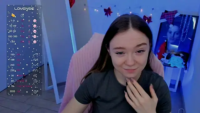 Snapshot of Florence_meow chatting on January 5, 2025, 7:38 am Florence meow online show from January 5, 2025, 7:38 am