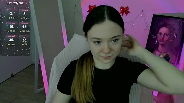 Snapshot of Florence_meow chatting on February 6, 2025, 1:32 pm Florence meow online show from February 6, 2025, 1:32 pm