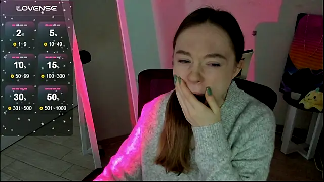 Snapshot of Florence_meow chatting on October 29, 2025, 8:35 am Florence meow online show from October 29, 2025, 8:35 am