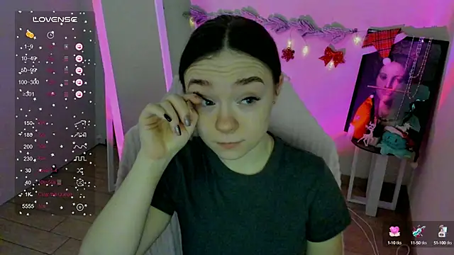 Snapshot of Florence_meow chatting on December 29, 2024, 7:28 am Florence meow online show from December 29, 2024, 7:28 am