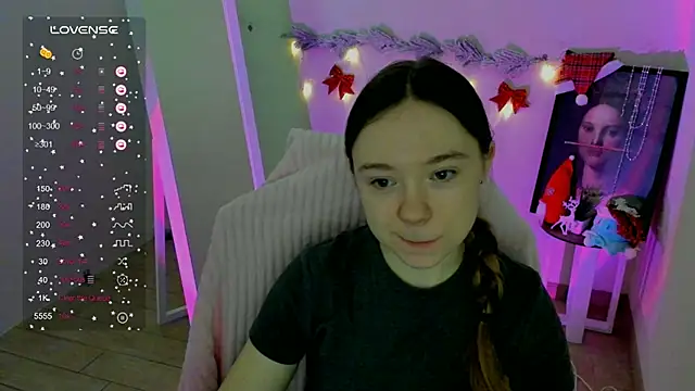 Snapshot of Florence_meow chatting on December 13, 2024, 7:36 am Florence meow online show from December 13, 2024, 7:36 am