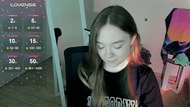 Snapshot of Florence_meow chatting on September 17, 2025, 6:37 am Florence meow online show from September 17, 2025, 6:37 am