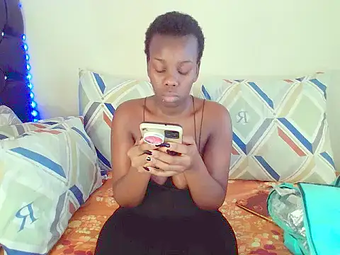 Snapshot of dinnykrazx chatting on November 19, 2025, 5:51 am dinnykrazx online show from November 19, 2025, 5:51 am