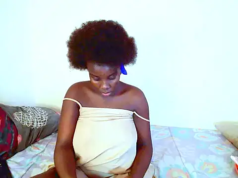 Snapshot of dinnykrazx chatting on January 28, 2025, 12:00 pm dinnykrazx online show from January 28, 2025, 12:00 pm