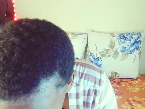 Snapshot of dinnykrazx chatting on October 3, 2025, 7:54 am dinnykrazx online show from October 3, 2025, 7:54 am