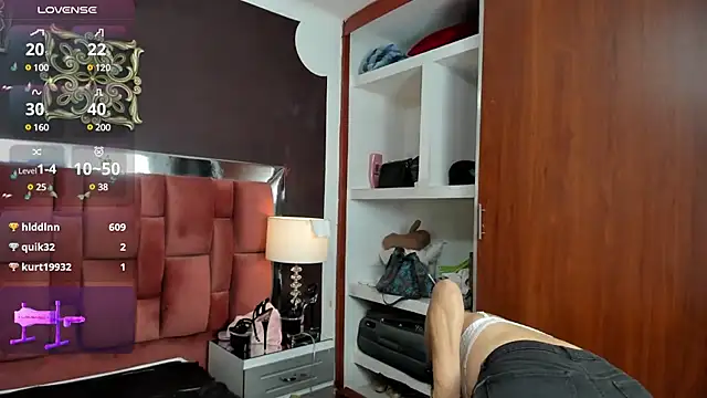 JulianaMartineS online show from February 8, 2025, 3:42 pm