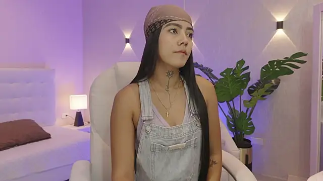 Snapshot of miagomezweb1 chatting on November 29, 2025, 1:22 pm miagomezweb1 online show from November 29, 2025, 1:22 pm