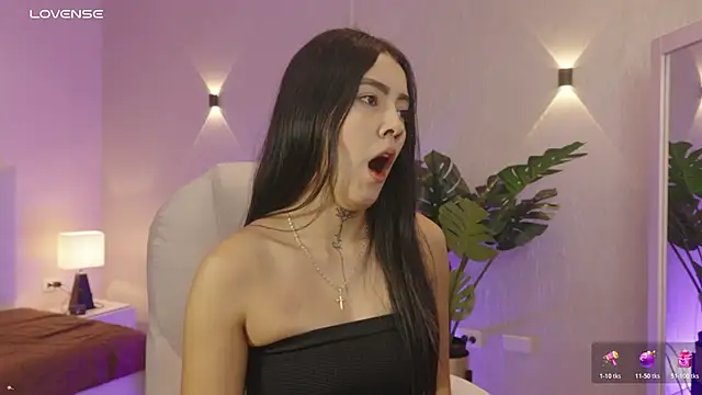 Snapshot of miagomezweb1 chatting on November 6, 2025, 2:10 pm miagomezweb1 online show from November 6, 2025, 2:10 pm