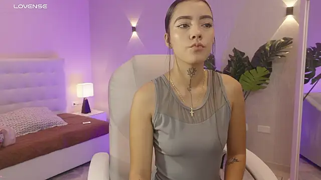 Snapshot of miagomezweb1 chatting on November 8, 2025, 12:31 pm miagomezweb1 online show from November 8, 2025, 12:31 pm