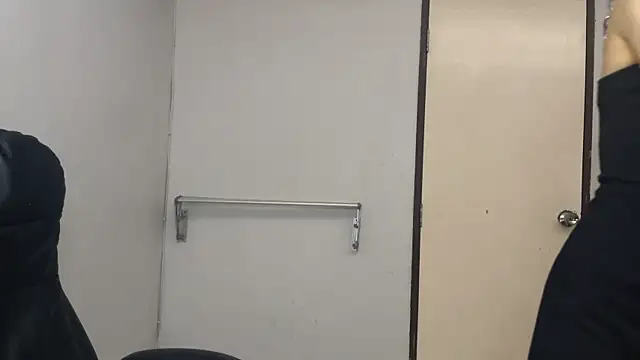 Snapshot of SassyJessi chatting on November 18, 2025, 4:16 am SassyJessi online show from November 18, 2025, 4:16 am