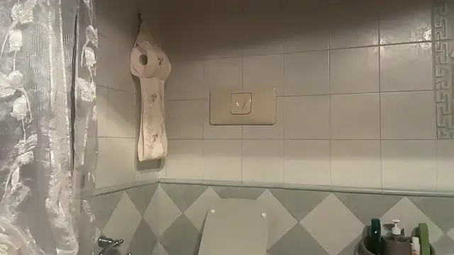 sensuale88modello online show from February 19, 2026, 8:39 pm