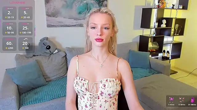 AleksaBlonde online show from March 23, 2026, 5:40 am