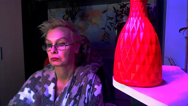 HelgaHimmell online show from March 30, 2026, 4:30 pm