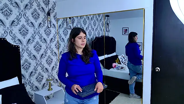 LexaDeRusso online show from January 12, 2026, 7:42 pm