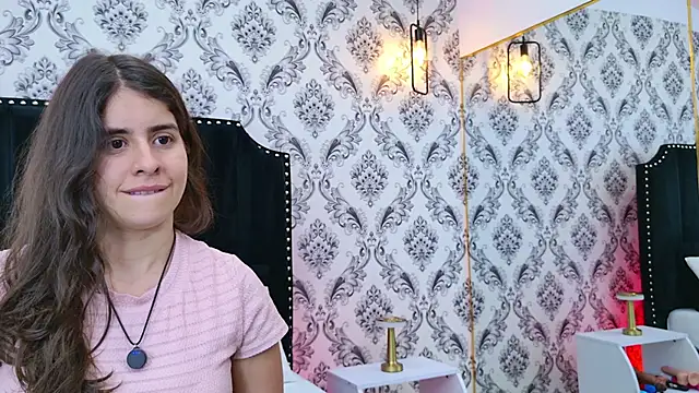 LexaDeRusso online show from November 21, 2025, 7:57 pm