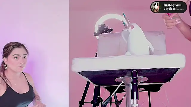 Angelst   online show from March 6, 2026, 8:31 am