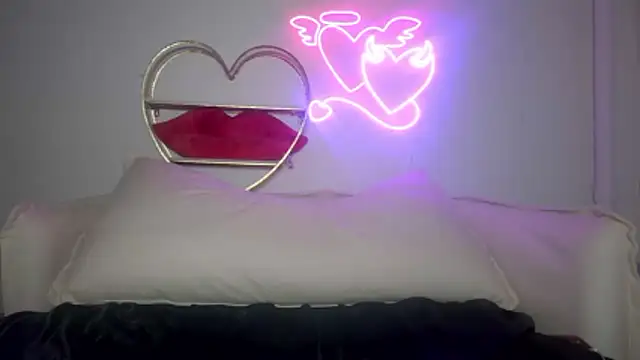 quinnmariexo online show from January 14, 2026, 6:00 pm