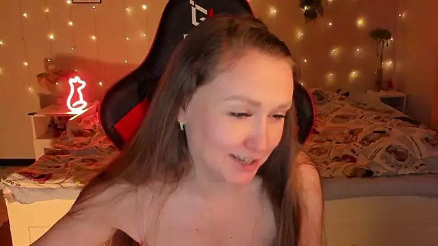 desperatehousewife   online show from March 28, 2026, 7:04 pm