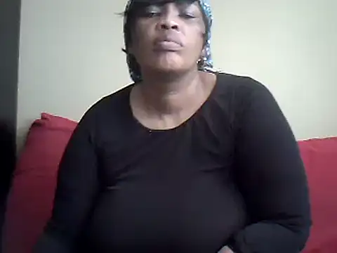 Snapshot of SexxyBoob chatting on November 30, 2025, 6:25 am SexxyBoob online show from November 30, 2025, 6:25 am