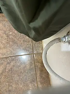 Luizcalado20 online show from March 1, 2025, 3:05 pm