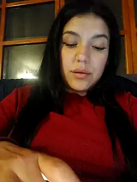 Sophie-hatter online show from March 8, 2025, 2:12 am