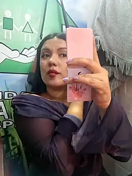 Snapshot of Sophie-hatter chatting on June 9, 2026, 2:07 pm Sophie-hatter online show from June 9, 2026, 2:07 pm