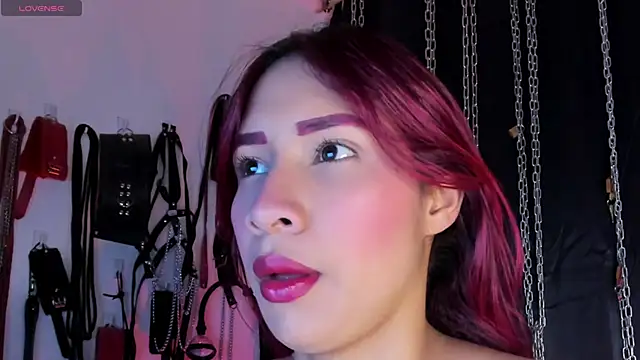 charrlotte quinn online show from May 27, 2026, 12:34 pm