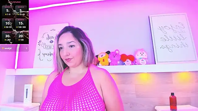 MiiaHot online show from June 20, 2026, 8:14 pm
