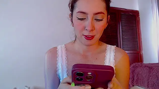 Snapshot of lanaturner_ chatting on September 9, 2025, 9:02 pm lanaturner online show from September 9, 2025, 9:02 pm