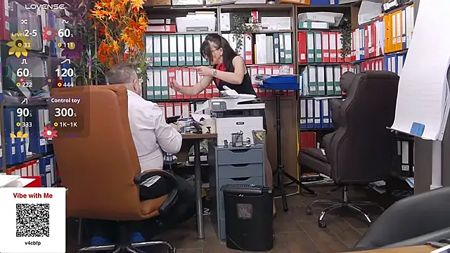 Snapshot of classyladyrellax chatting on February 3, 2026, 1:27 pm classyladyrellax online show from February 3, 2026, 1:27 pm