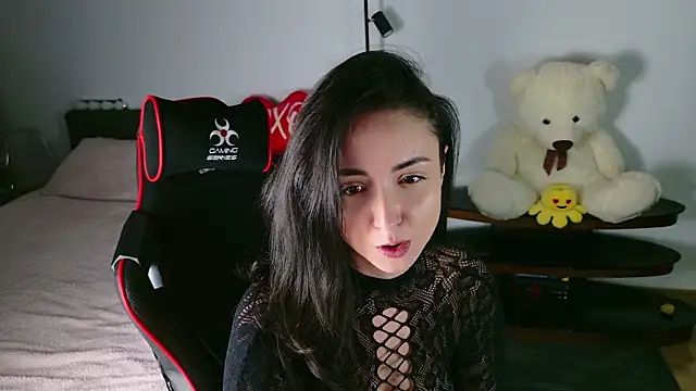 Snapshot of KatherineRyder chatting on February 9, 2025, 7:30 pm KatherineRyder online show from February 9, 2025, 7:30 pm