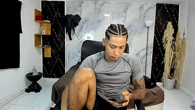 Snapshot of slim_master12 chatting on June 23, 2026, 11:58 pm slim master12 online show from June 23, 2026, 11:58 pm