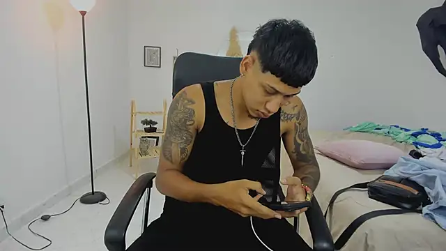 slim master12 online show from March 7, 2026, 11:10 pm