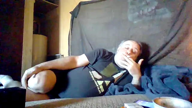 Nightshade7712 online show from November 10, 2025, 6:02 pm