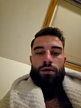 Vekie 007 online show from October 18, 2025, 8:44 pm