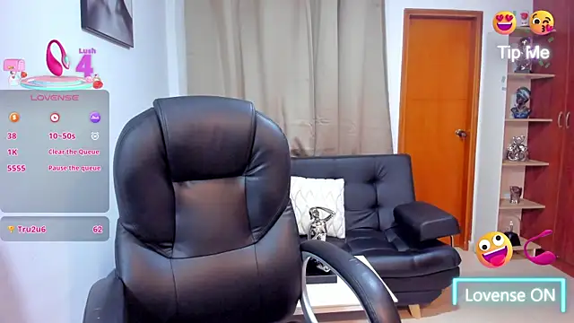 Snapshot of Alison_Lemos chatting on June 5, 2026, 11:16 am Alison Lemos online show from June 5, 2026, 11:16 am