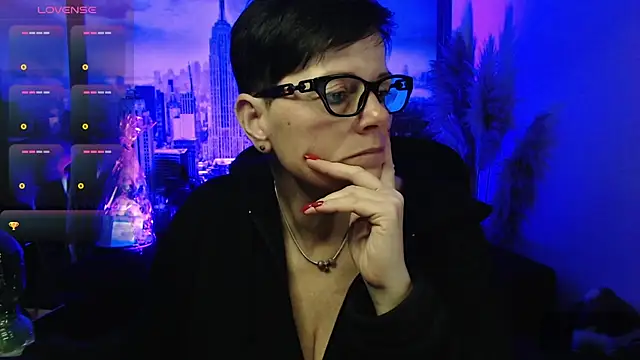 ninarandmann online show from March 25, 2026, 7:46 pm