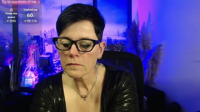 Snapshot of ninarandmann chatting on April 18, 2026, 4:09 pm ninarandmann online show from April 18, 2026, 4:09 pm