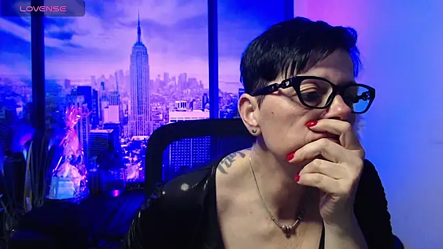 Snapshot of ninarandmann chatting on April 30, 2026, 4:47 pm ninarandmann online show from April 30, 2026, 4:47 pm