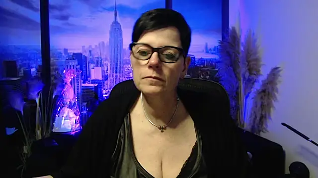 Snapshot of ninarandmann chatting on May 16, 2026, 2:49 pm ninarandmann online show from May 16, 2026, 2:49 pm